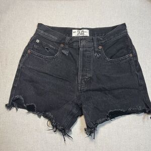 We The Free Womens Black Distressed Cut Offs Denim Jean Shorts Button Closure 24